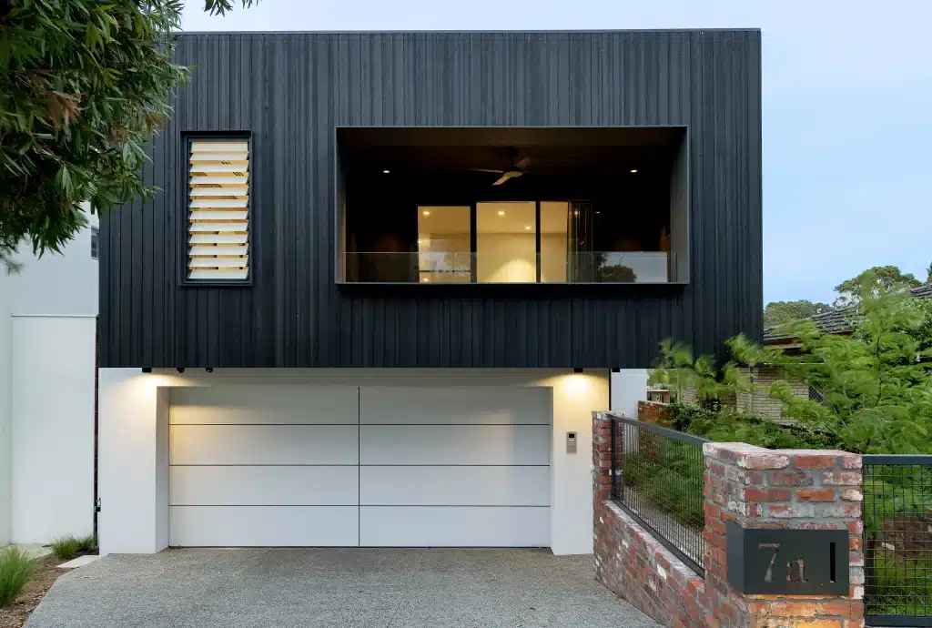 Pourquoi choisir un bois thermo-modifié ultra-stable pour l’architecture en Wallonie