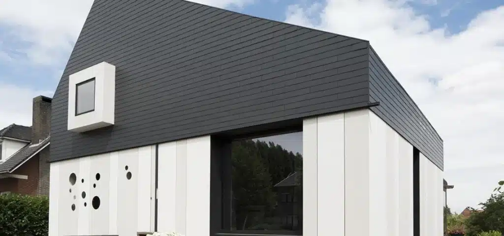 Bardage Cedral Alterna gris foncé & Equitone Tectiva TE00 Blanc crème